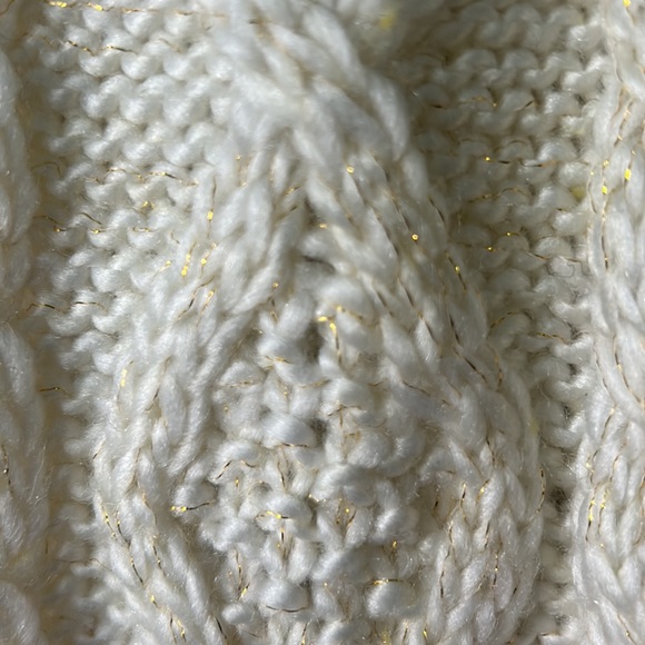 Knit scarf with pockets - Picture 4 of 4